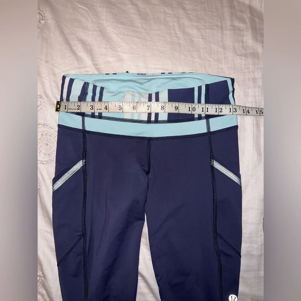 Lululemon Run A Marathon Crop II Cadet Blue Groove Stripe Size 4